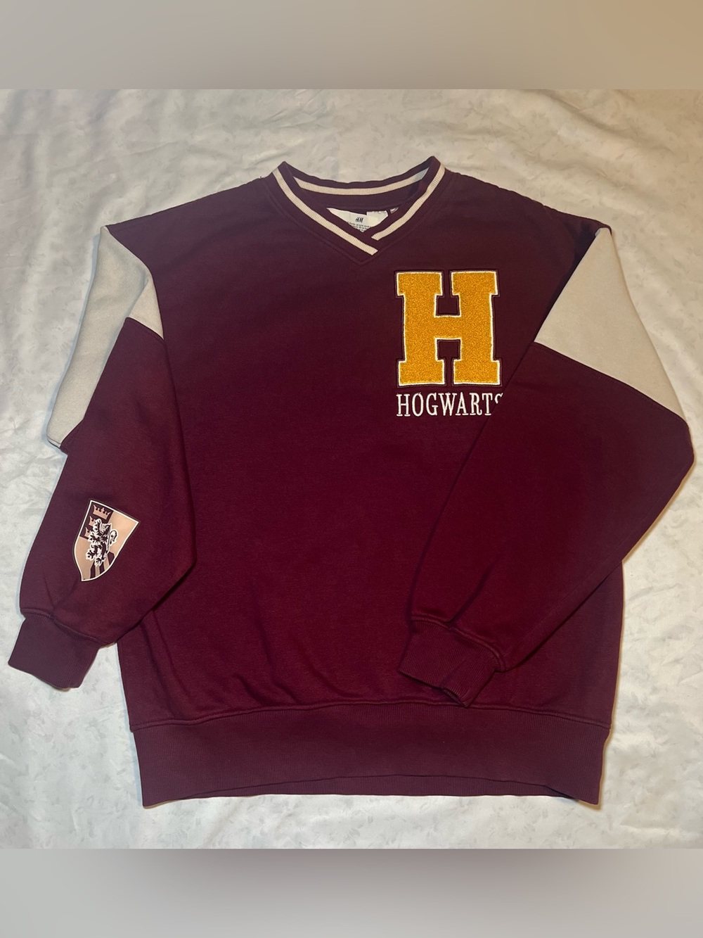 H&M Harry Potter Hogwarts Varsity Sweatshirt Pullover Maroon Burgundy Kids 12 14